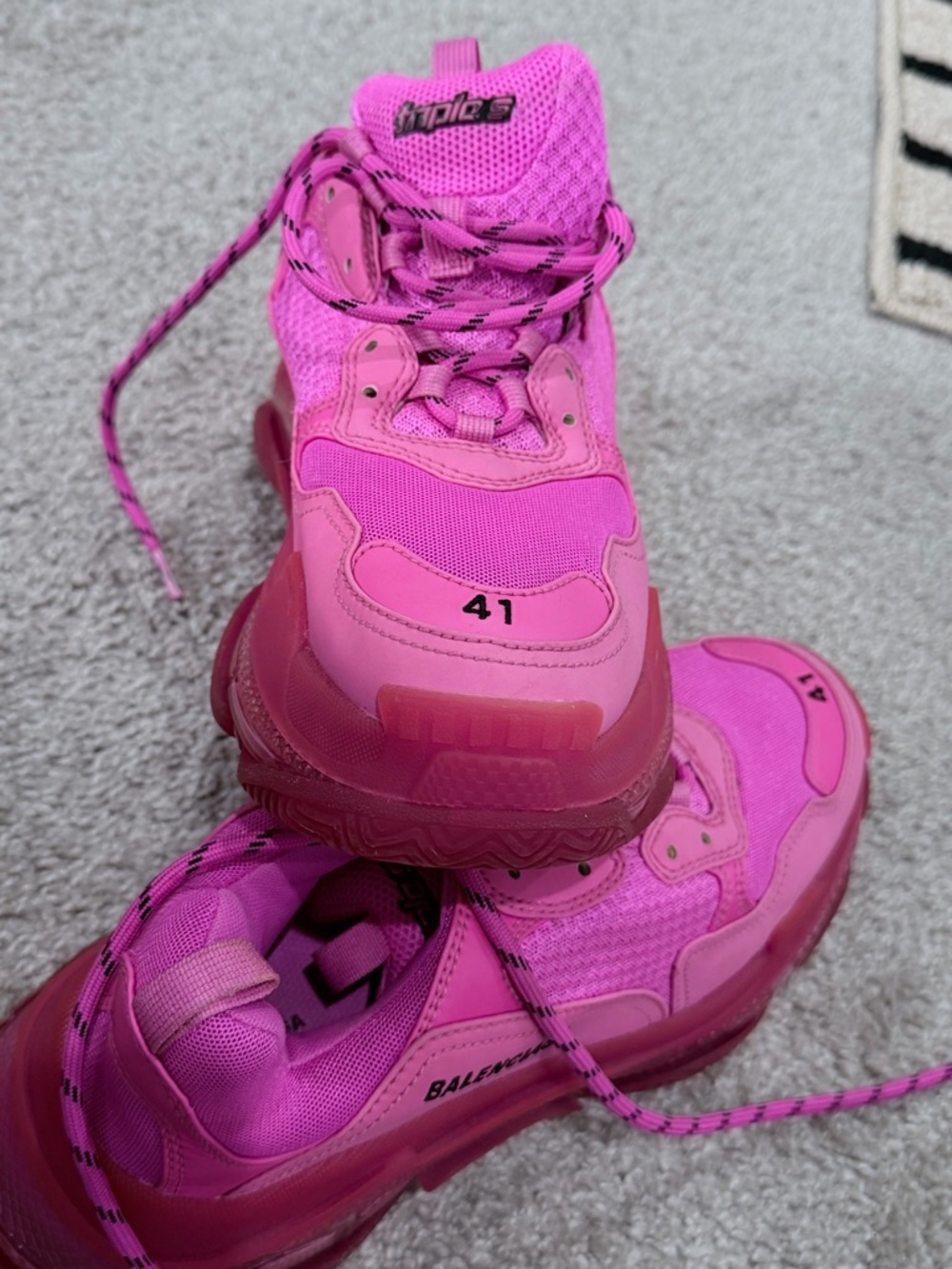 Balenciaga Chunky Triple-S Trainers in Vibrant Pink - Picture 8 of 9